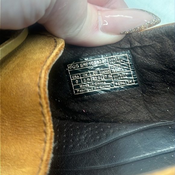 UGG Chester Shoe (Men's) - Picture 7 of 8